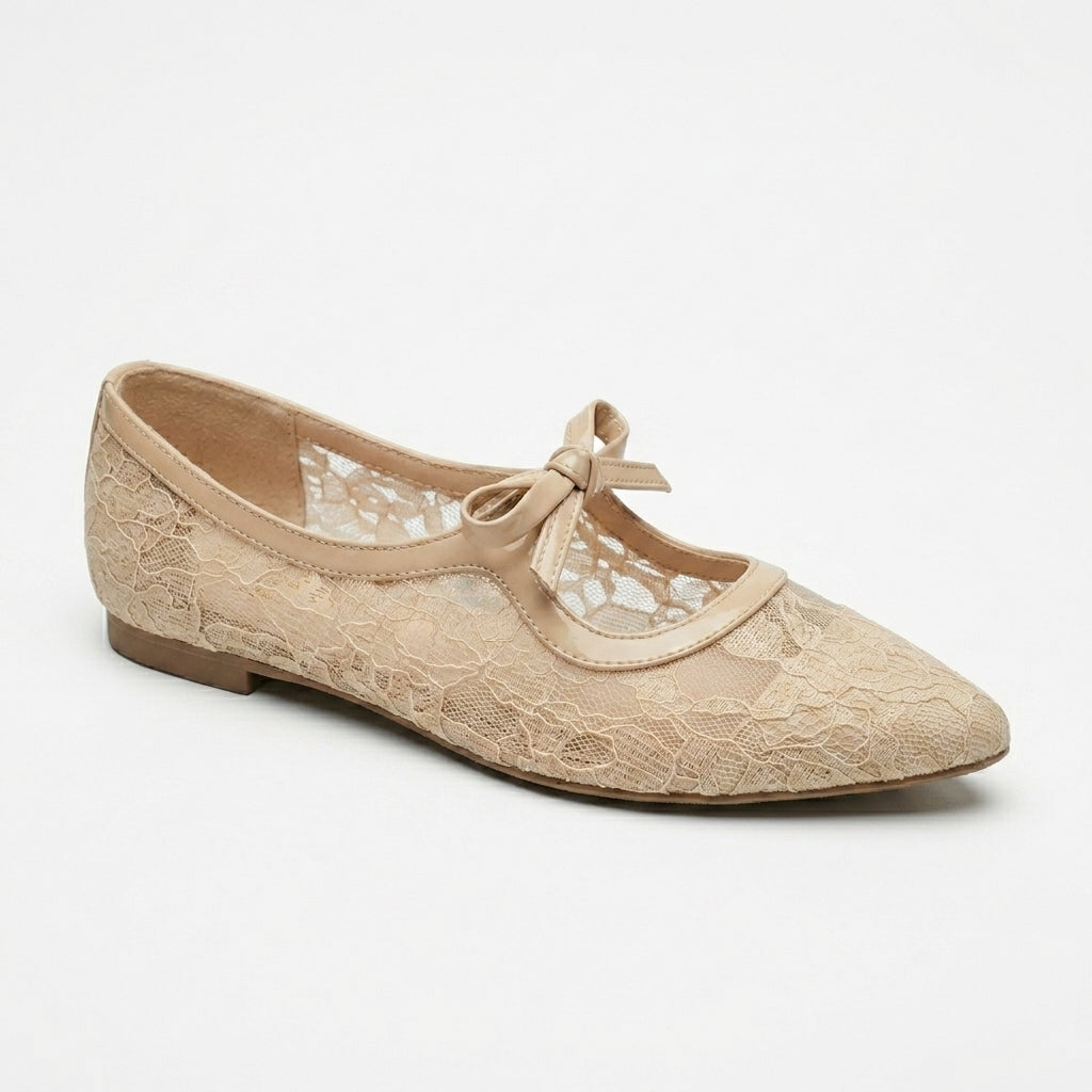 Re 18 - lace Mary Jane flats