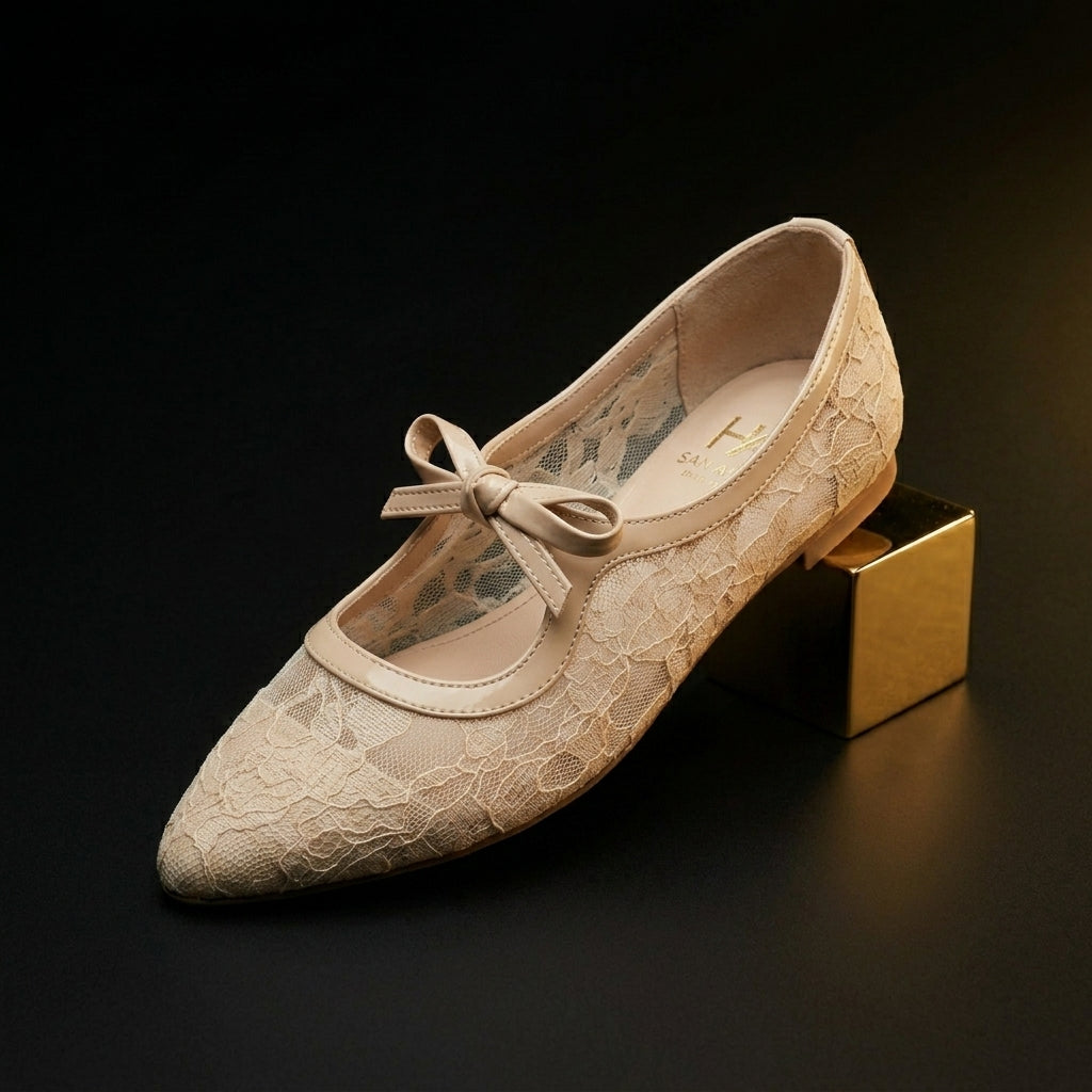 Re 18 - lace Mary Jane flats